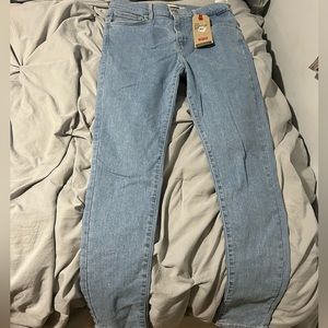 Levi’s Blue Skinny Jeans
